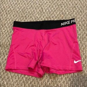 NWOT Nike Pro shorts